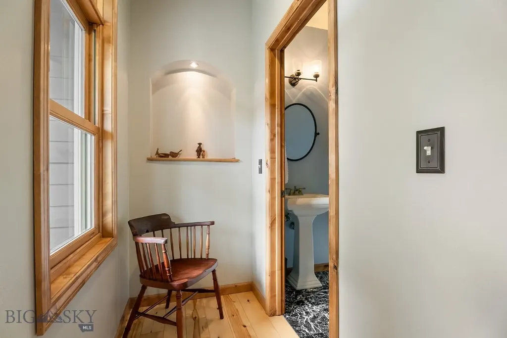 8235 Evergreen Drive Helena MT 59602