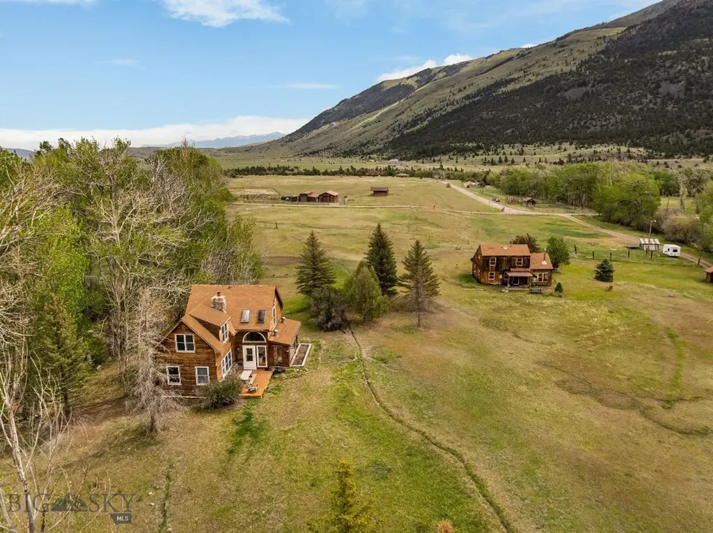 9 Grizzly Meadow Road Emigrant MT 59027