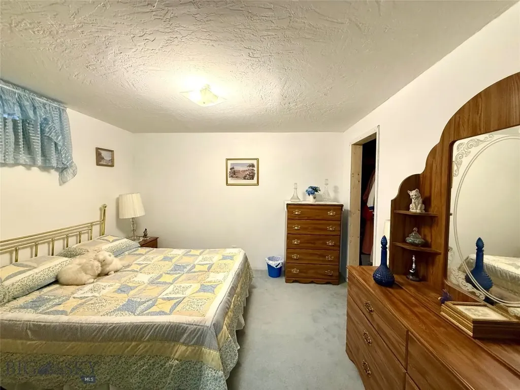 906 Bielenberg Street Deer Lodge MT 59722