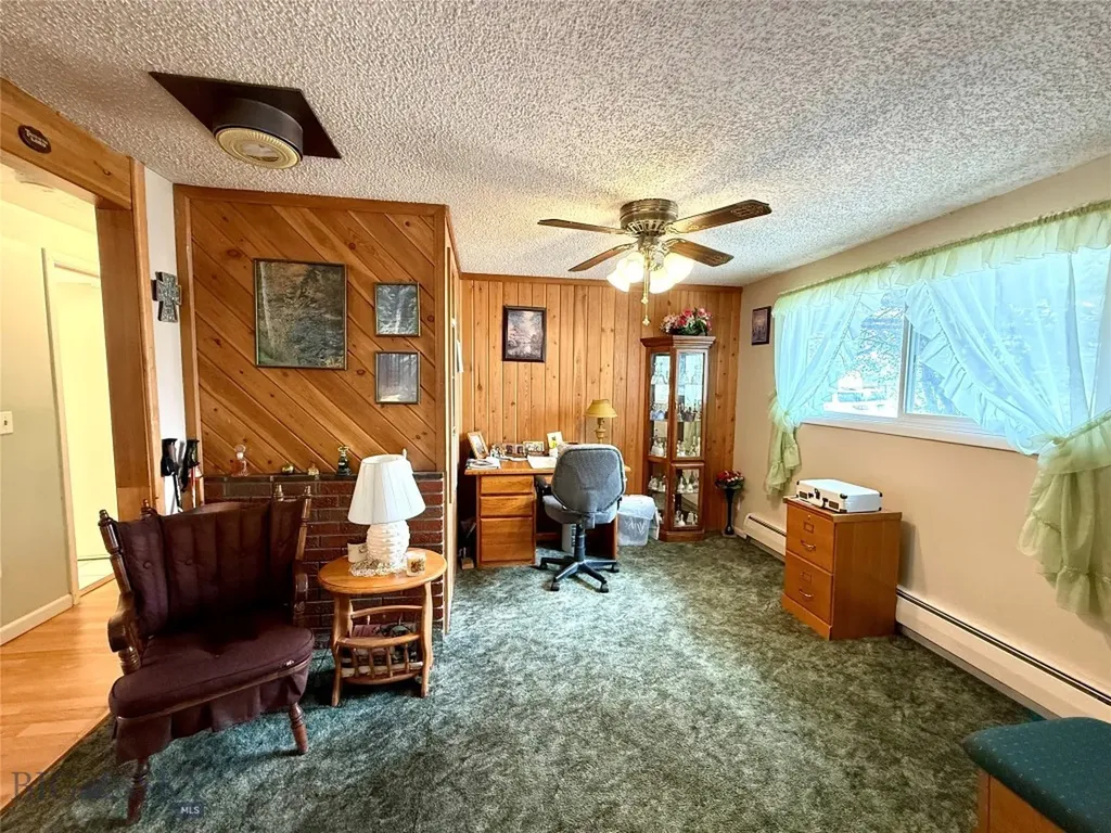 906 Bielenberg Street Deer Lodge MT 59722