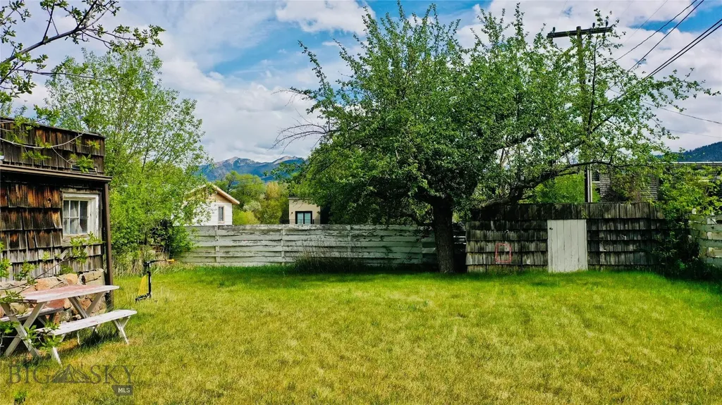 620 S 10th Street Livingston MT 59047