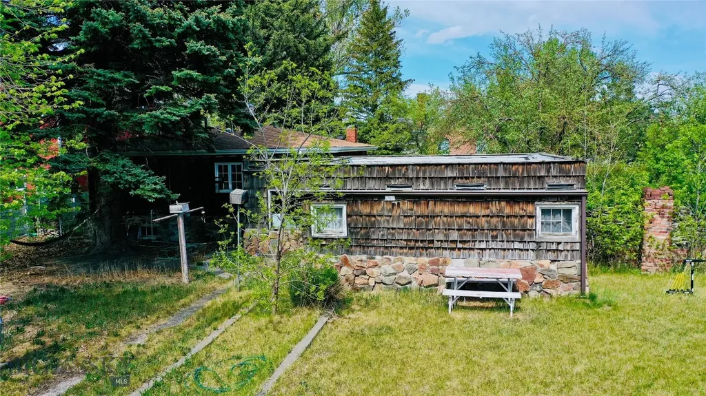 620 S 10th Street Livingston MT 59047
