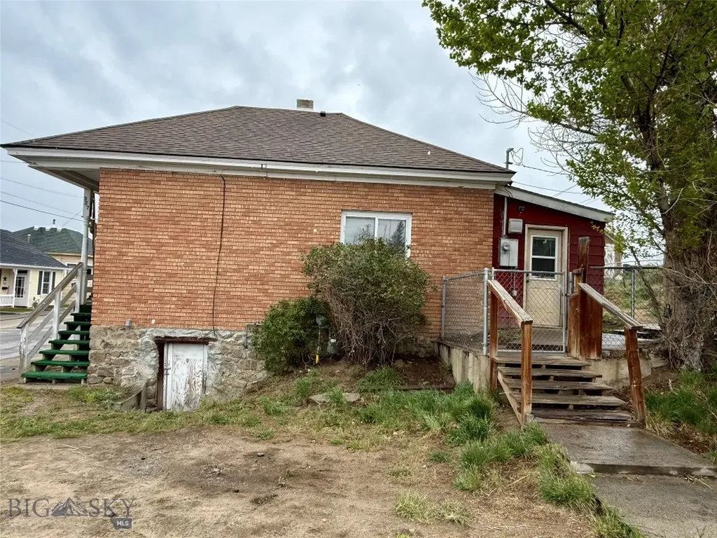 327 W Boardman Street Butte MT 59701