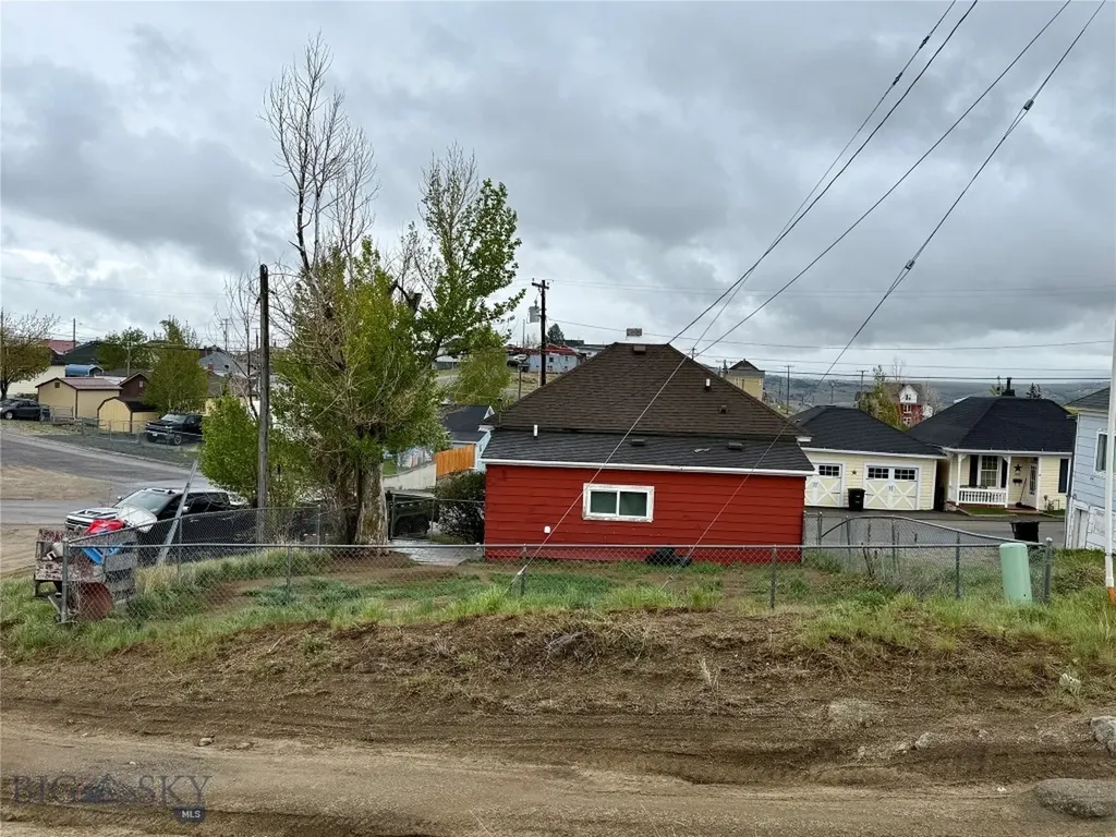 327 W Boardman Street Butte MT 59701