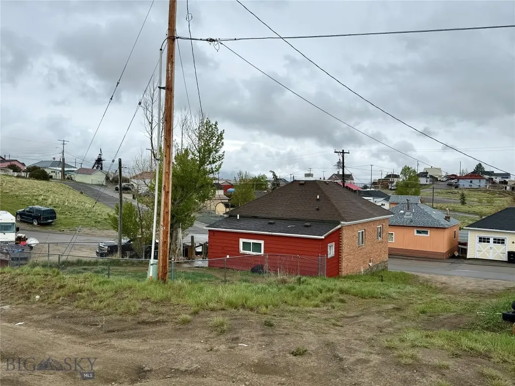 327 W Boardman Street Butte MT 59701