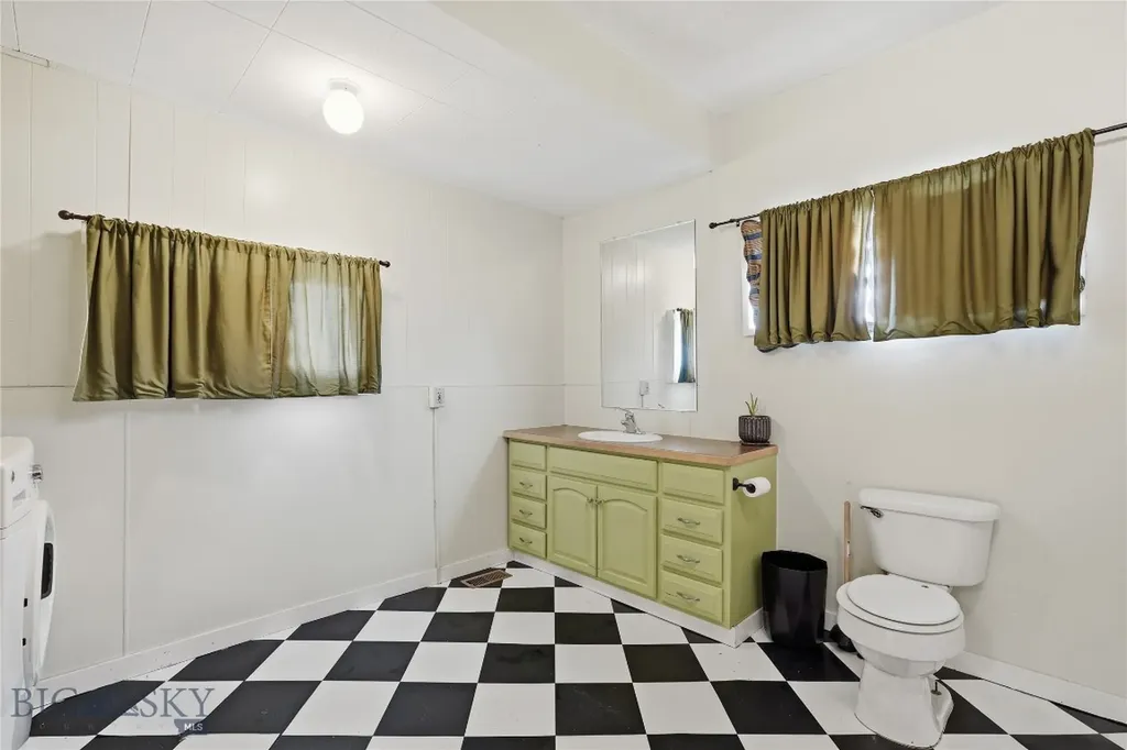 102 Mullin Street Butte MT 59701