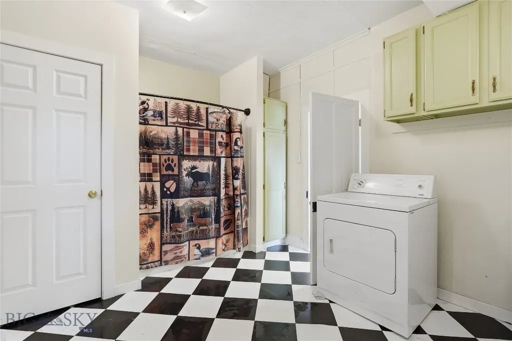102 Mullin Street Butte MT 59701