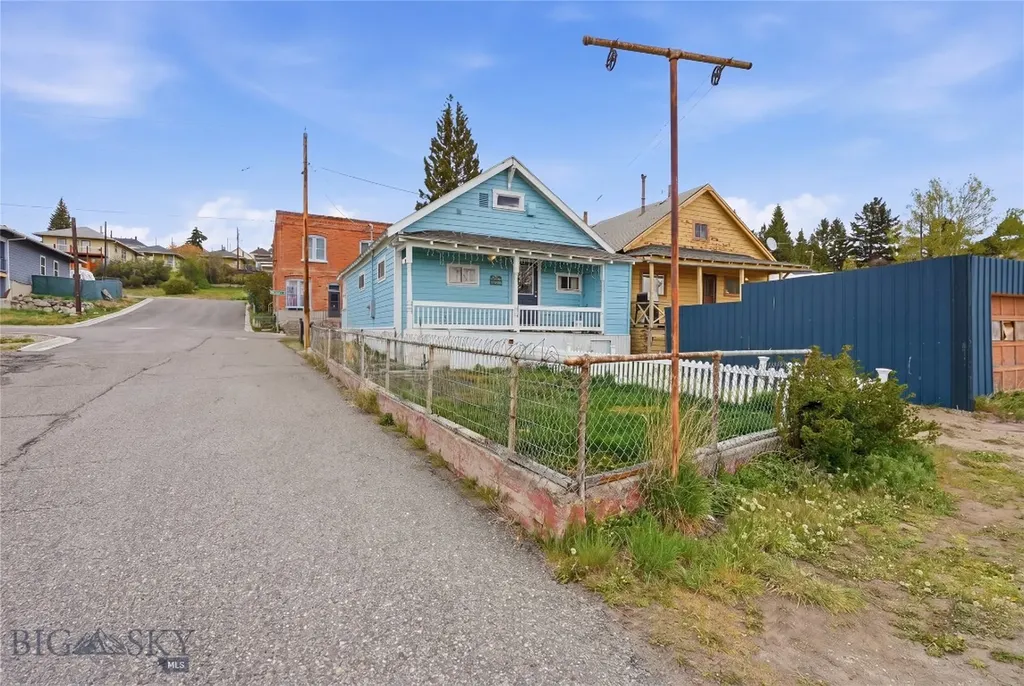 102 Mullin Street Butte MT 59701