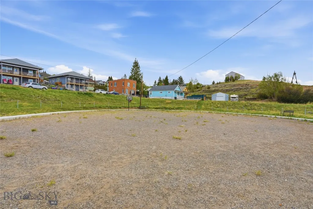 102 Mullin Street Butte MT 59701