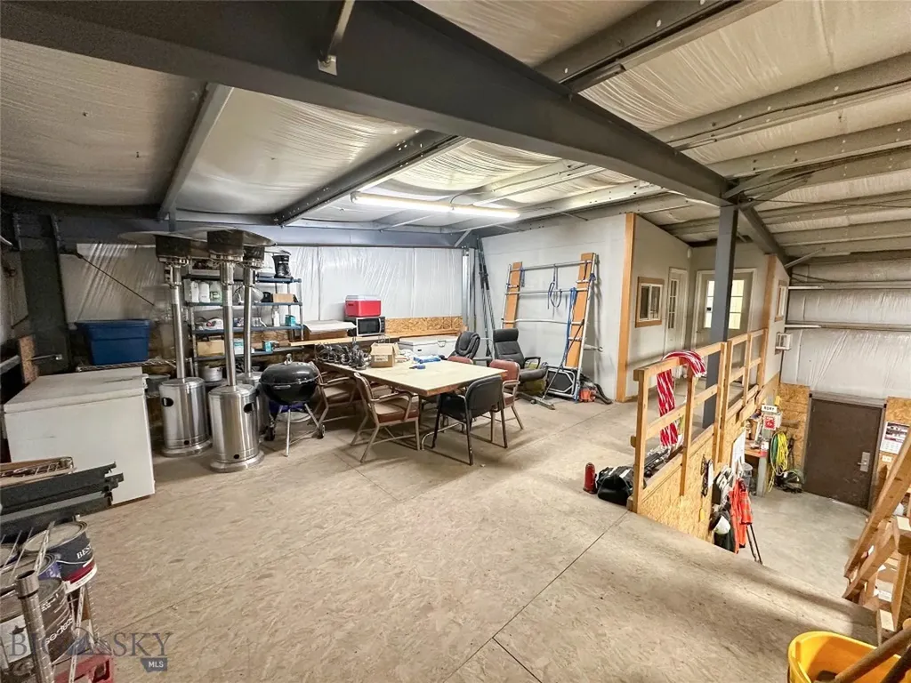 4498 Jackrabbit Lane Belgrade MT 59714