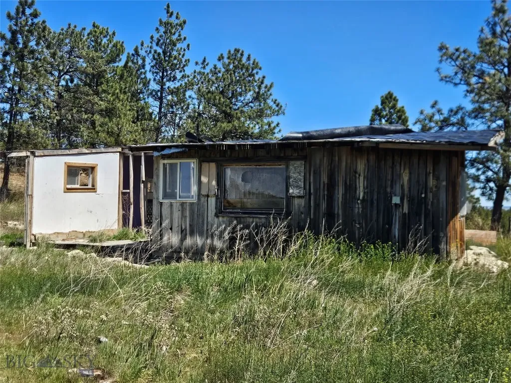MC-10A Vale Drive Miles City MT 59301