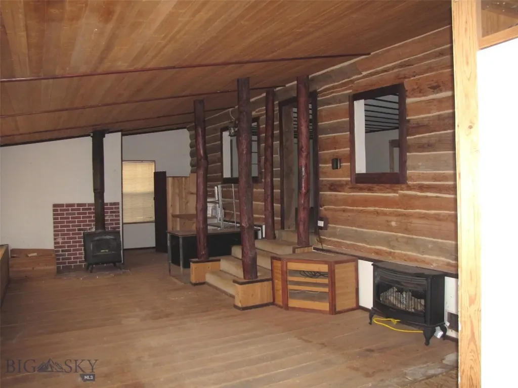 517 Deadman Creek Road Bridger MT 59014