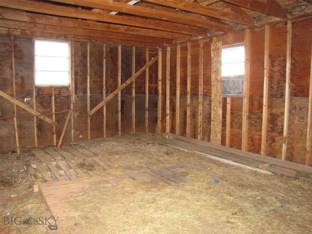 517 Deadman Creek Road Bridger MT 59014
