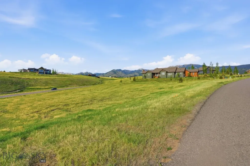 52 Moon Shadow Bozeman MT 59715