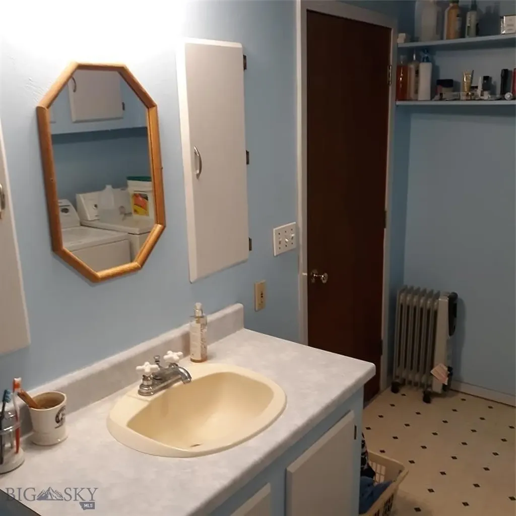 313 Dougherty Street Elliston MT 59728