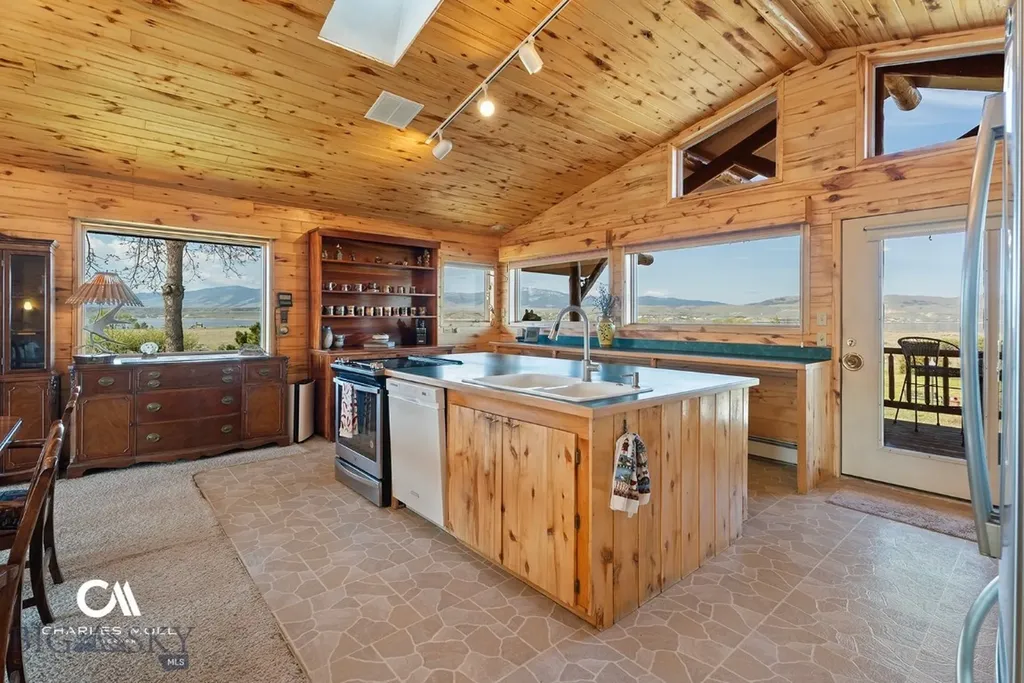 249 Goose Bay Lane Townsend MT 59644