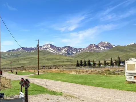 10 W. Bailey Street Lima MT 59739