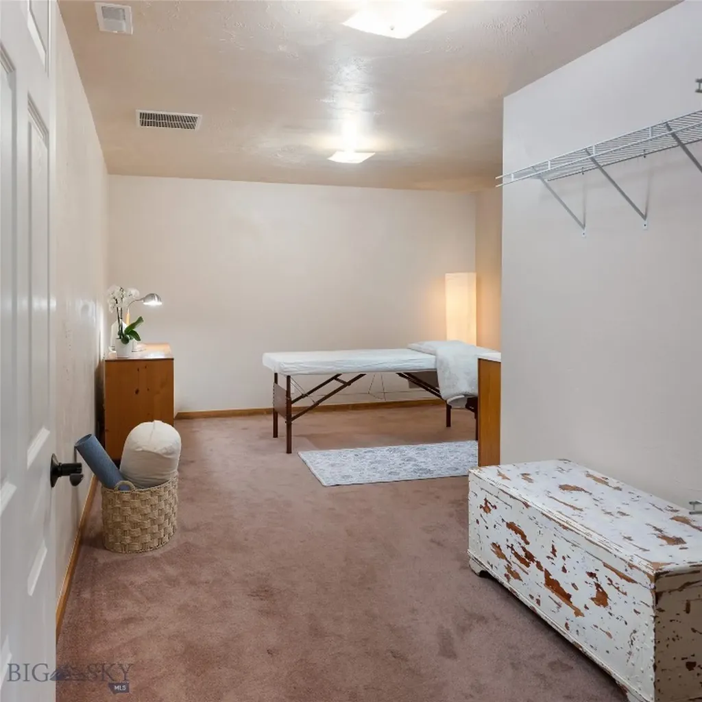 2224 Sourdough Bozeman MT 59715