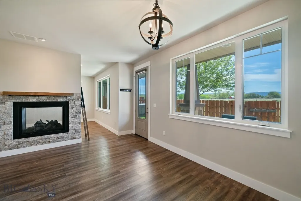 3090 Lori Lane Bozeman MT 59718