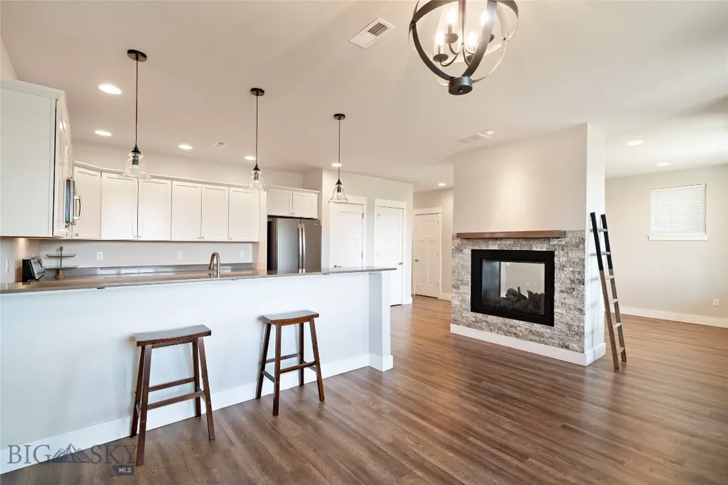 3090 Lori Lane Bozeman MT 59718