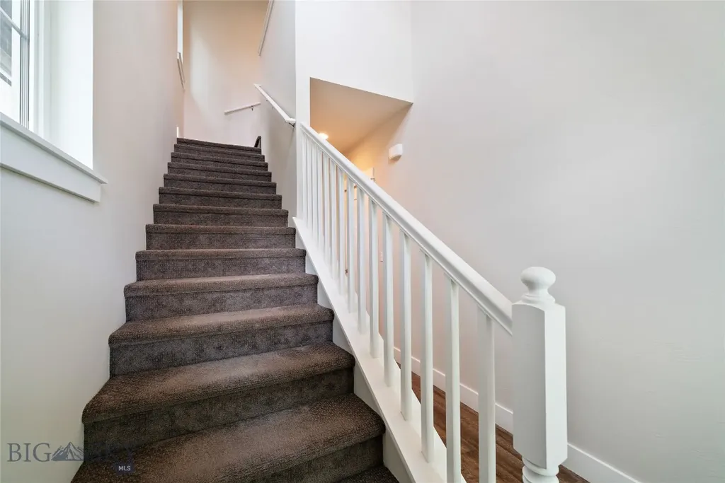 3090 Lori Lane Bozeman MT 59718