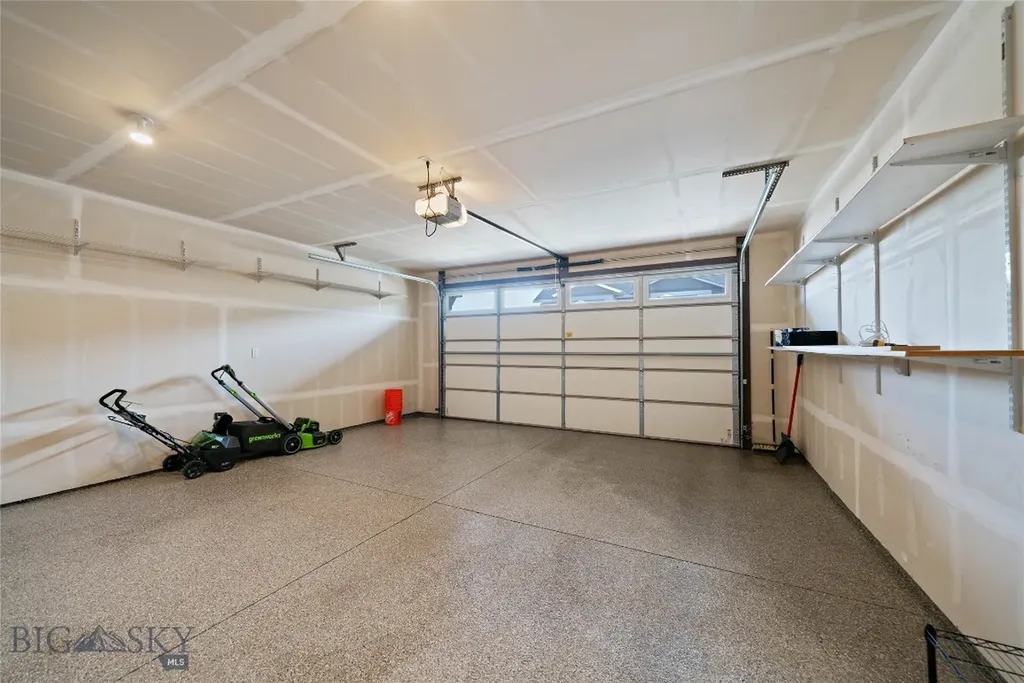 3090 Lori Lane Bozeman MT 59718
