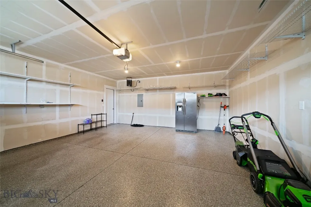 3090 Lori Lane Bozeman MT 59718