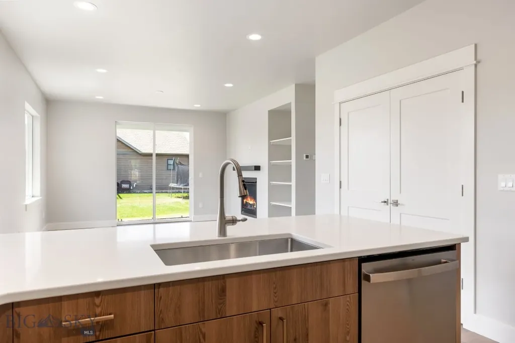 425 Cloudfield Circle Bozeman MT 59718