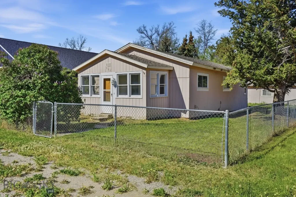 503 Broadway Street Willow Creek MT 59760