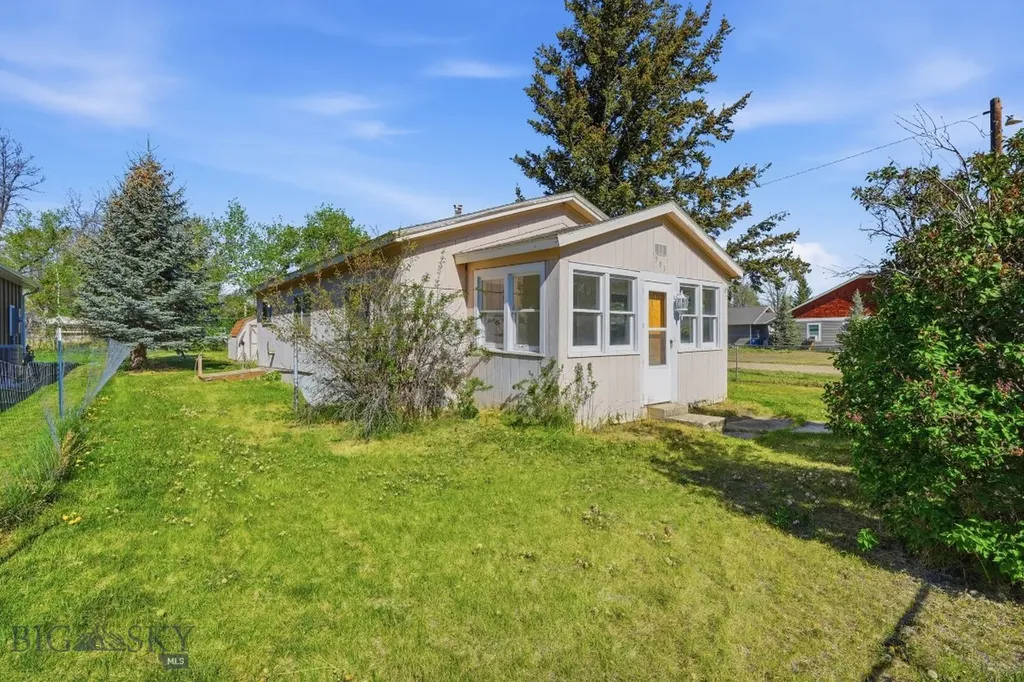 503 Broadway Street Willow Creek MT 59760
