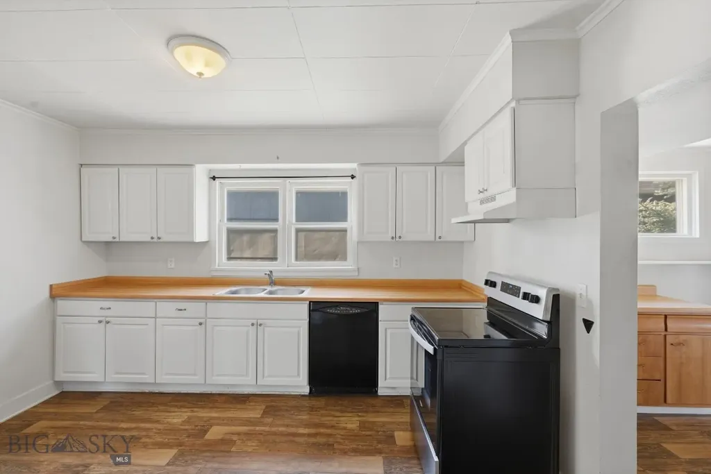 503 Broadway Street Willow Creek MT 59760