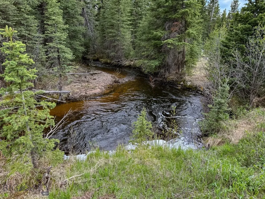 Nhn (Clipper Lode) Cataract Creek Road Boulder MT 59632