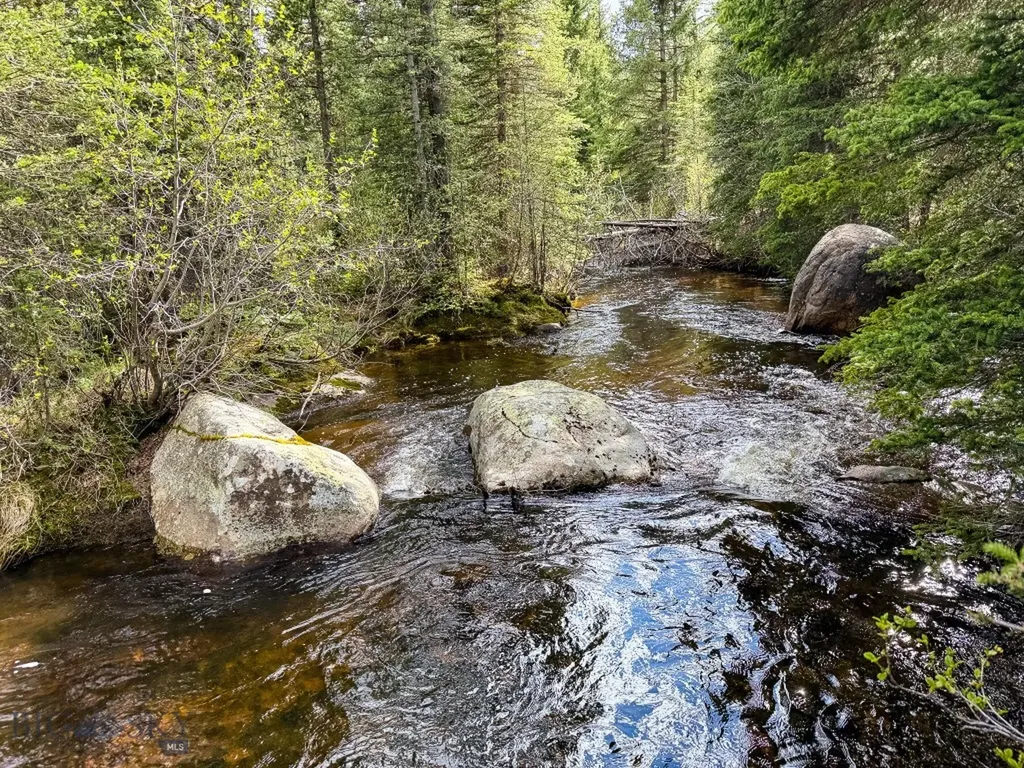 Nhn (Clipper Lode) Cataract Creek Road Boulder MT 59632