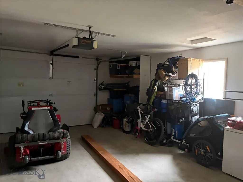 401 Elliot N Wilsall MT 59086