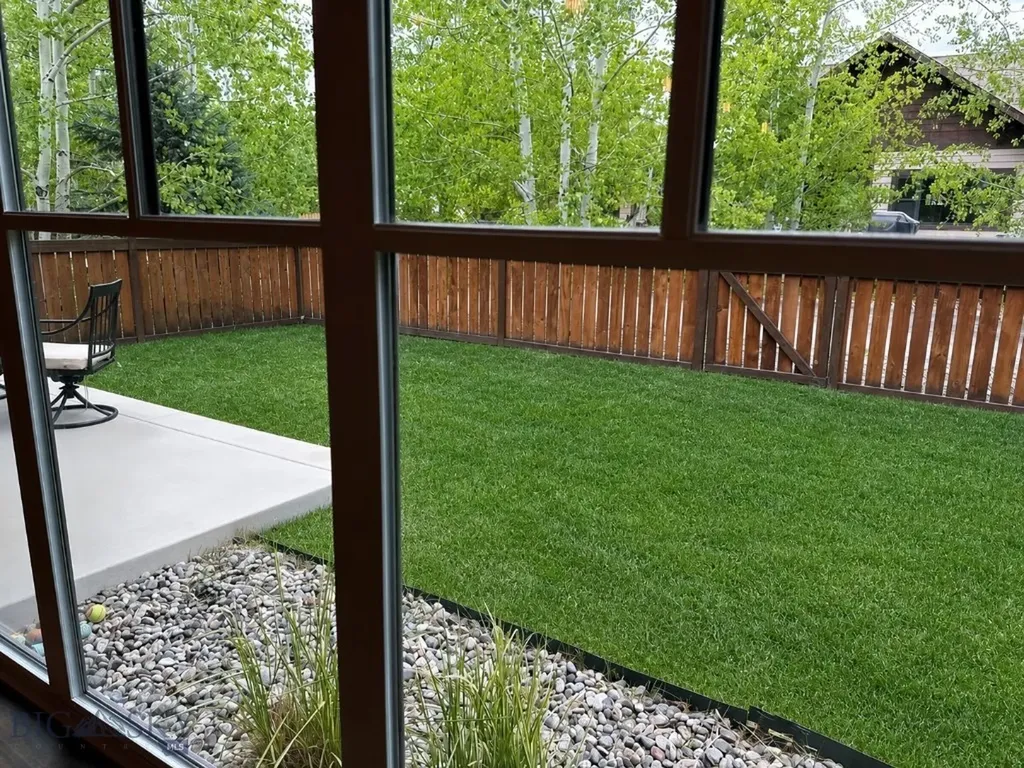 3576 Lolo Bozeman MT 59718