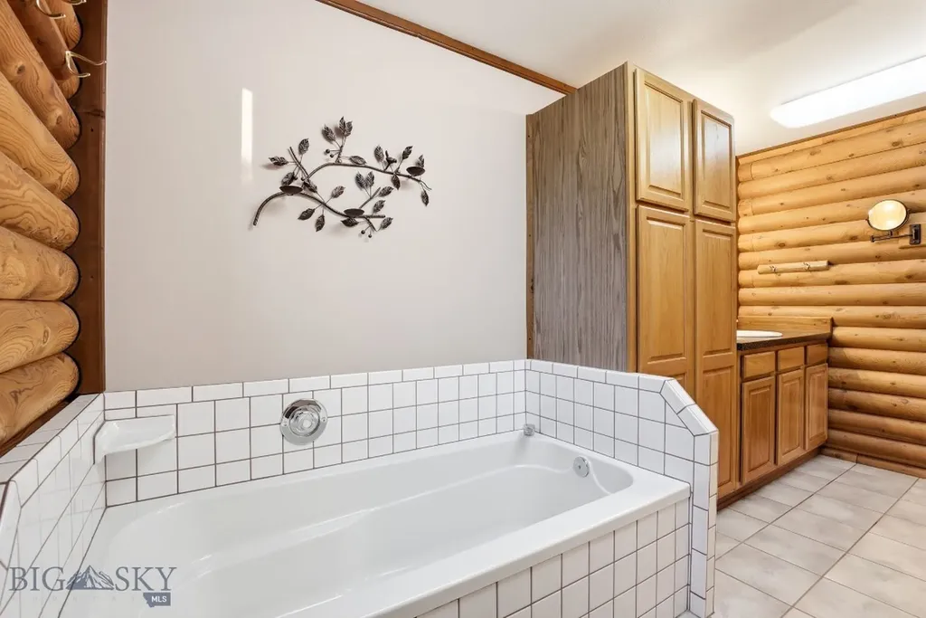 801 Amsterdam Boulevard Belgrade MT 59714