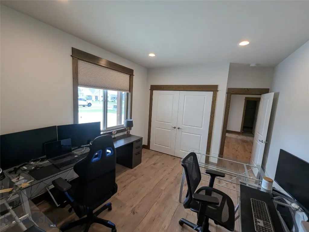 456 Northwest Passage Lane Manhattan MT 59741