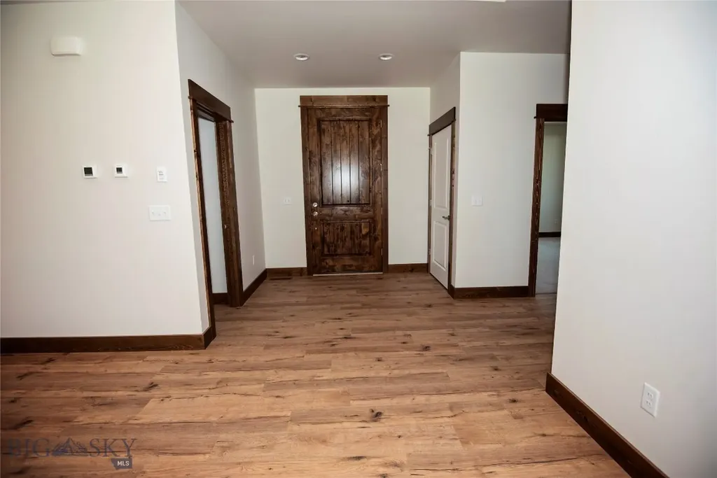 456 Northwest Passage Lane Manhattan MT 59741