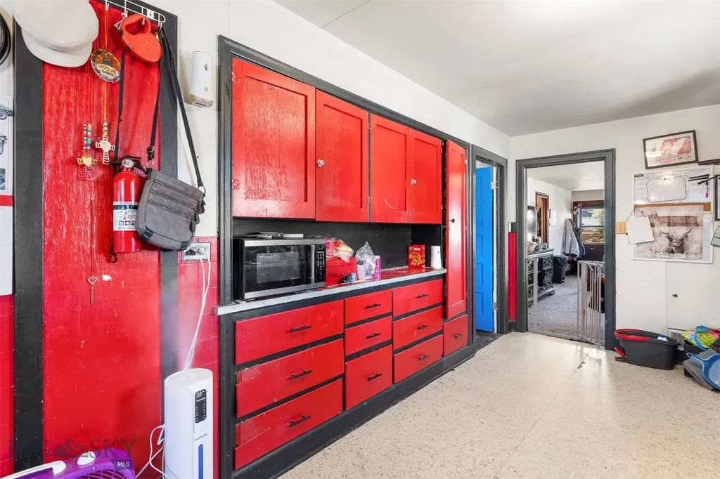 855 Lewisohn Butte MT 59701