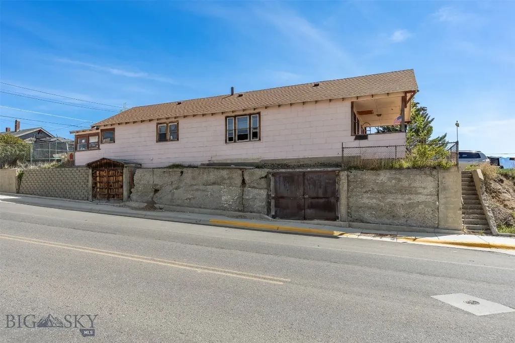 855 Lewisohn Butte MT 59701