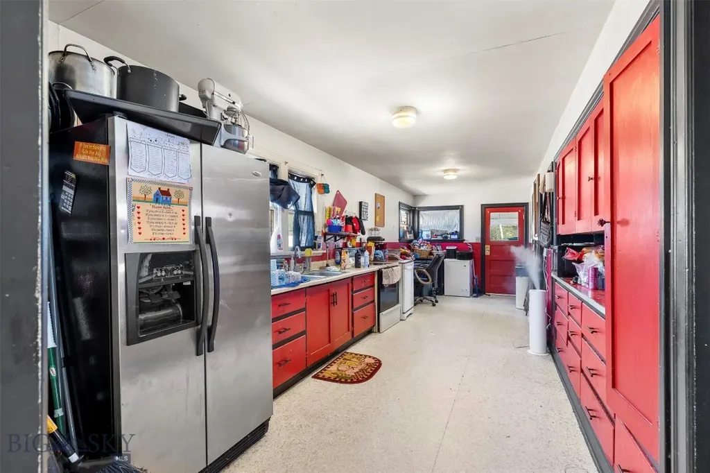 855 Lewisohn Butte MT 59701