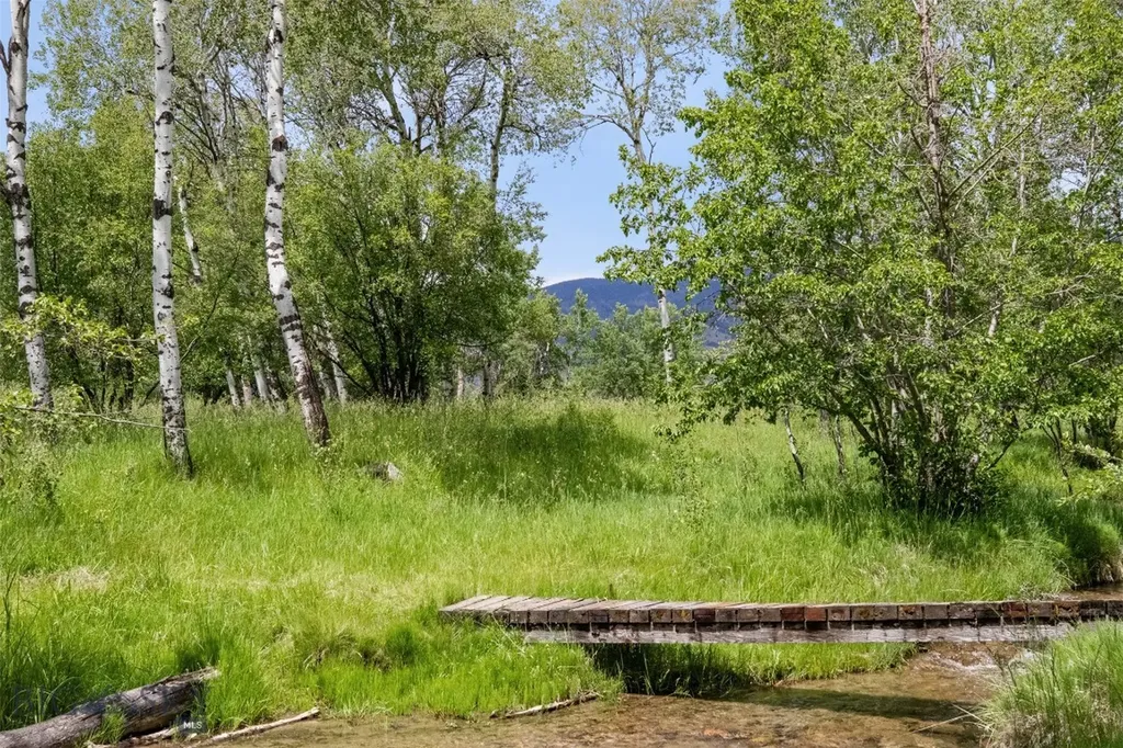 9350 Walker Road Belgrade MT 59714