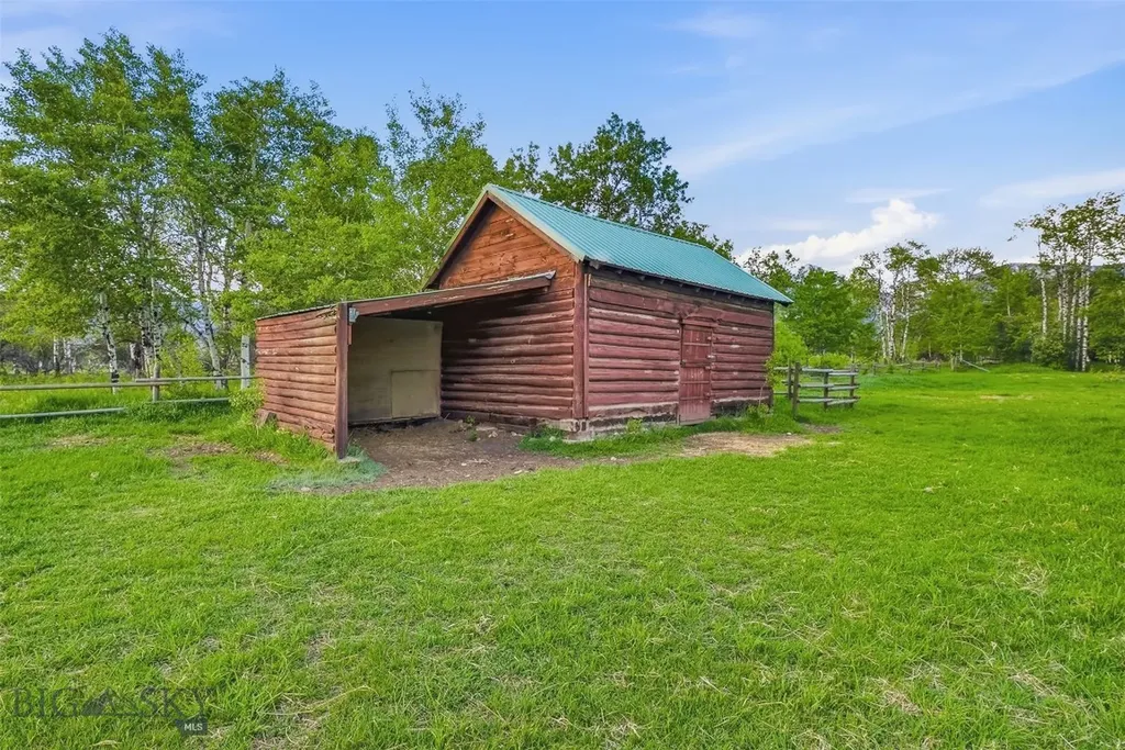 9350 Walker Road Belgrade MT 59714