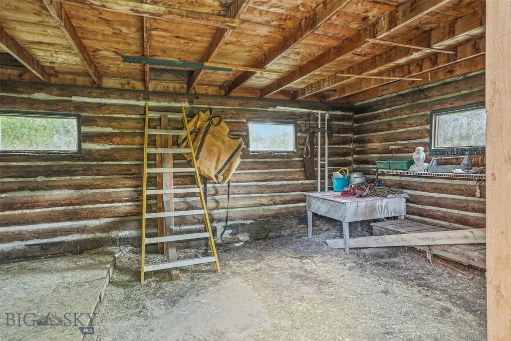 9350 Walker Road Belgrade MT 59714