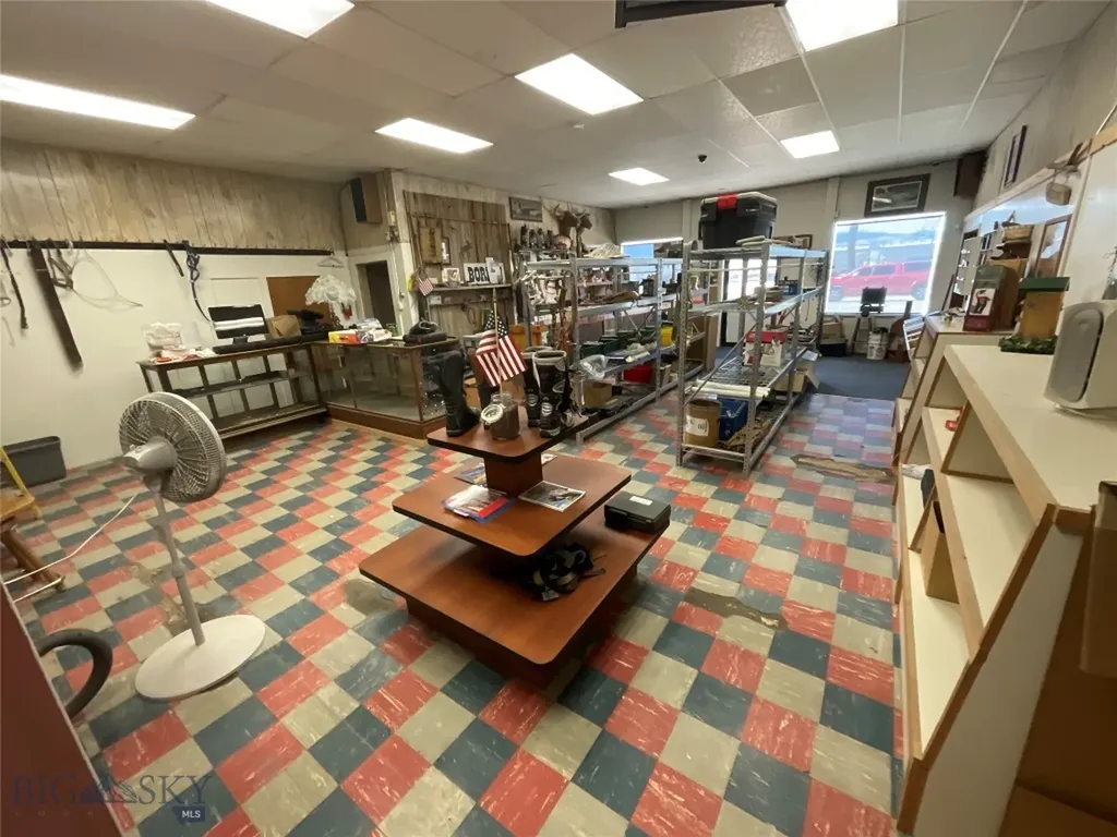113 W Legion Avenue Whitehall MT 59759