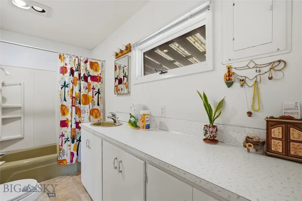 621 And 617 N Rouse Avenue Bozeman MT 59715