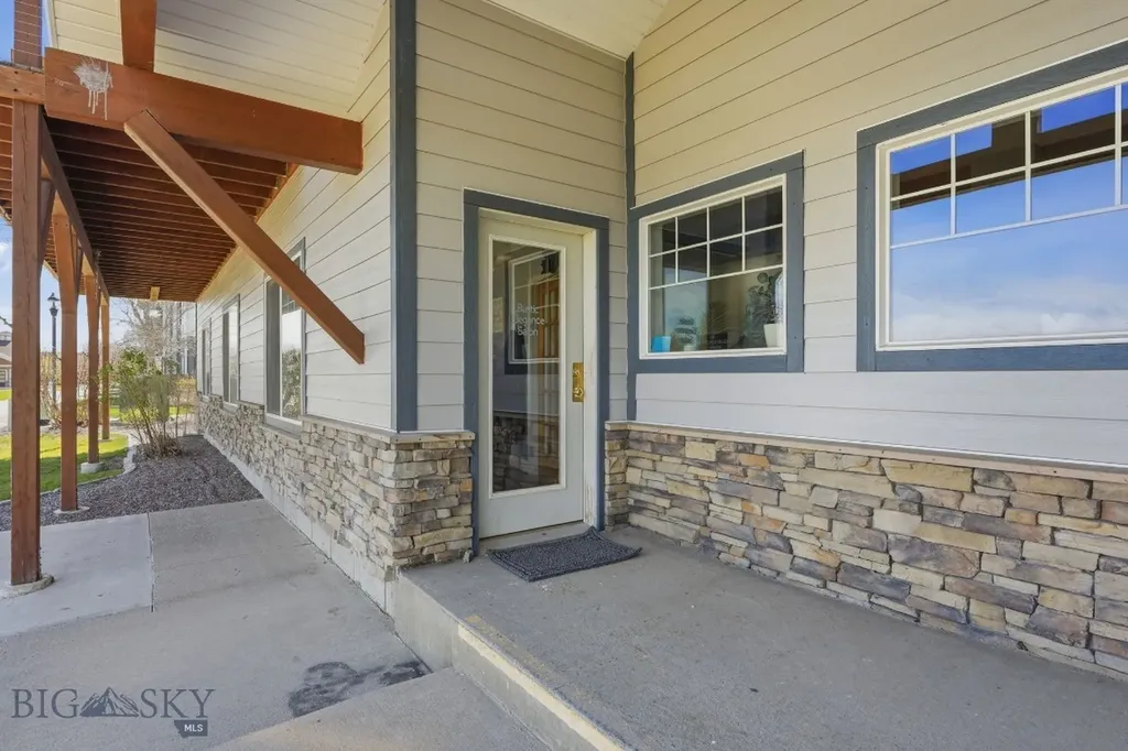 129 Village Drive Belgrade MT 59714