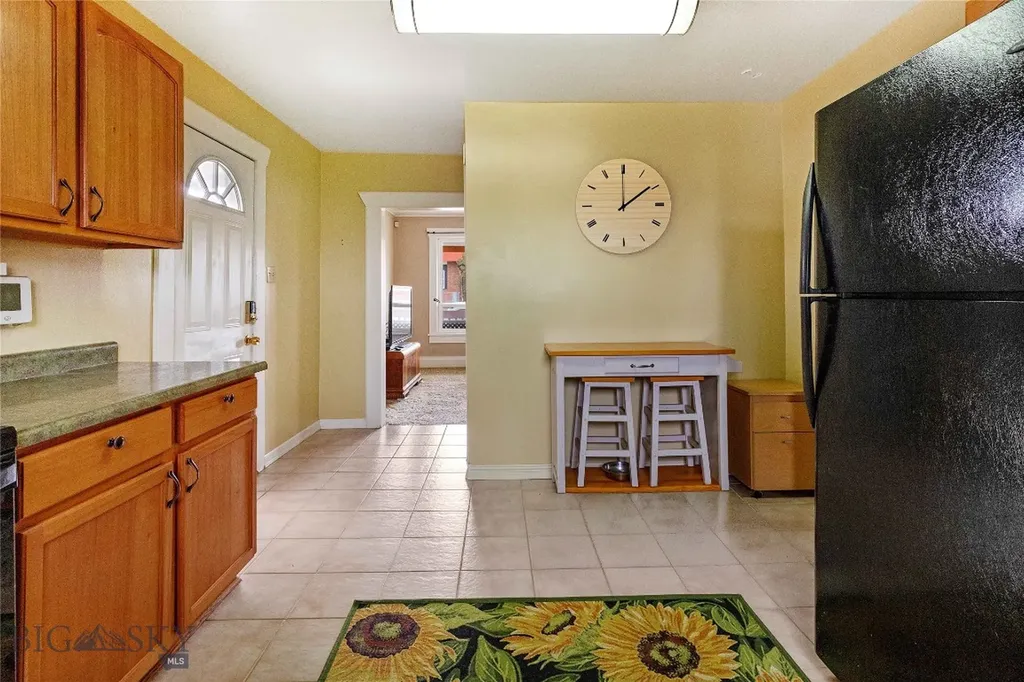 2365 S Dakota Butte MT 59701