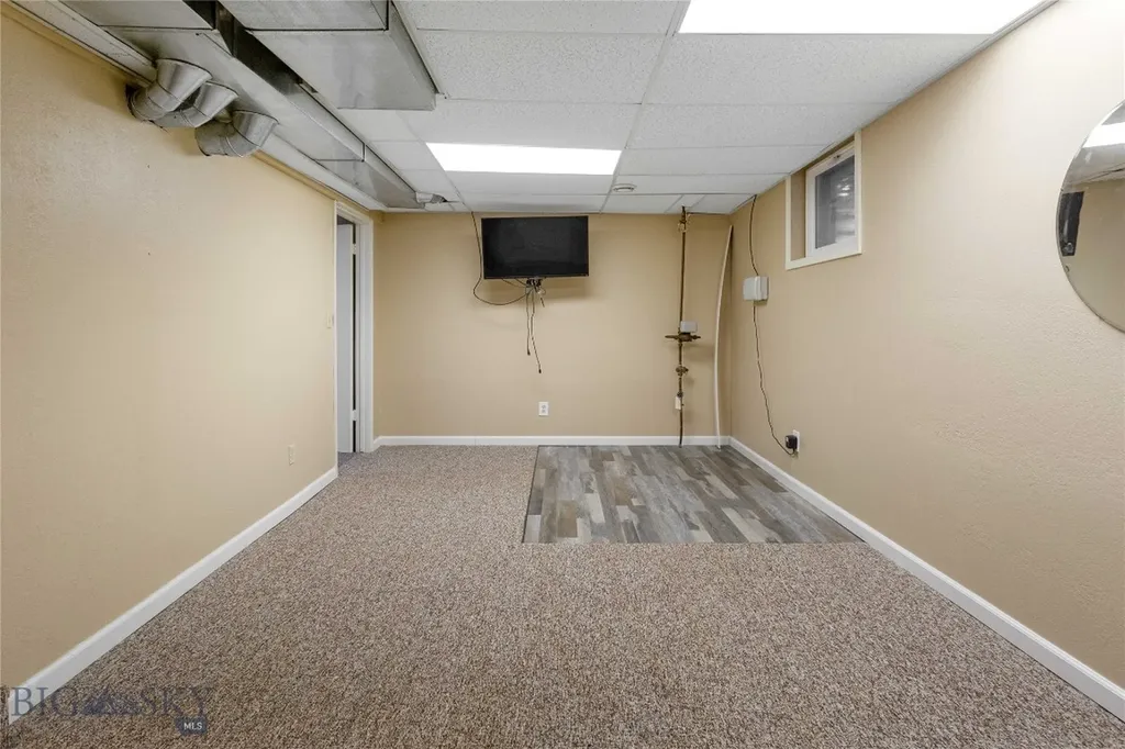 2365 S Dakota Butte MT 59701