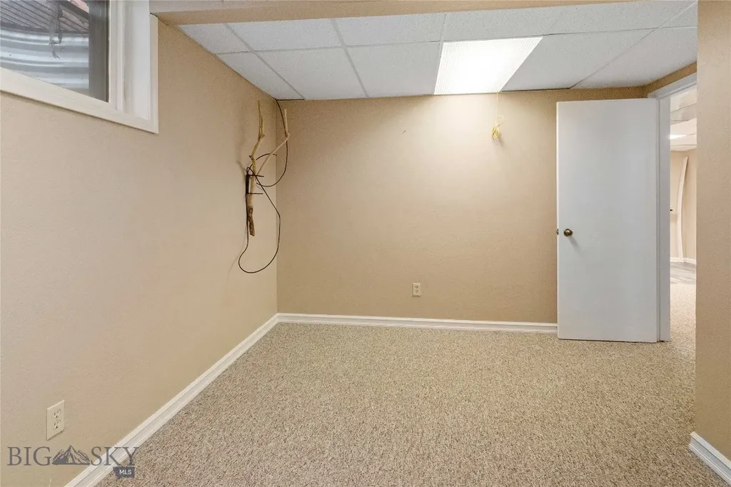 2365 S Dakota Butte MT 59701